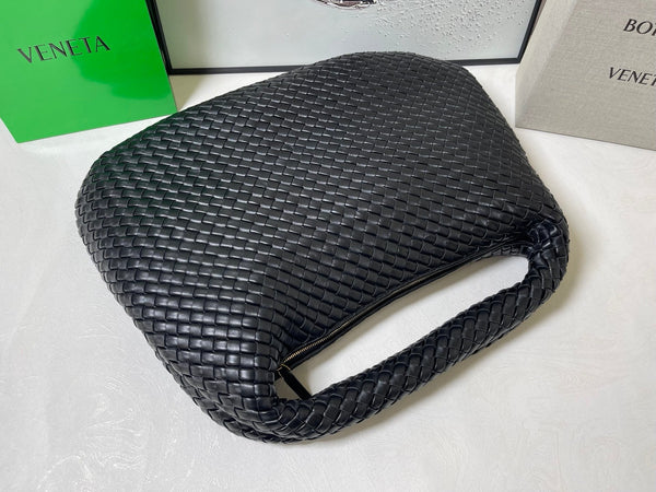 BV Maxi Veneta Bag 59cm Black Intrecciato Leather