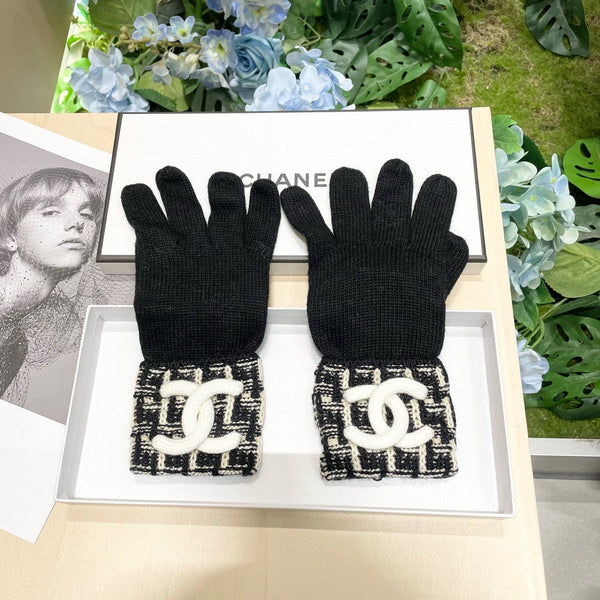 GLOVES IN BLACK MIX WHITE WOOL KNIT 462431