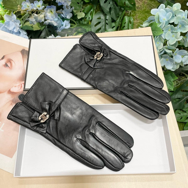 GLOVES IN BLACK LAMBSKIN 464978
