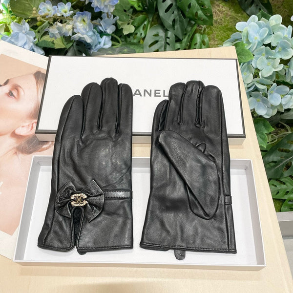 GLOVES IN BLACK LAMBSKIN 464978
