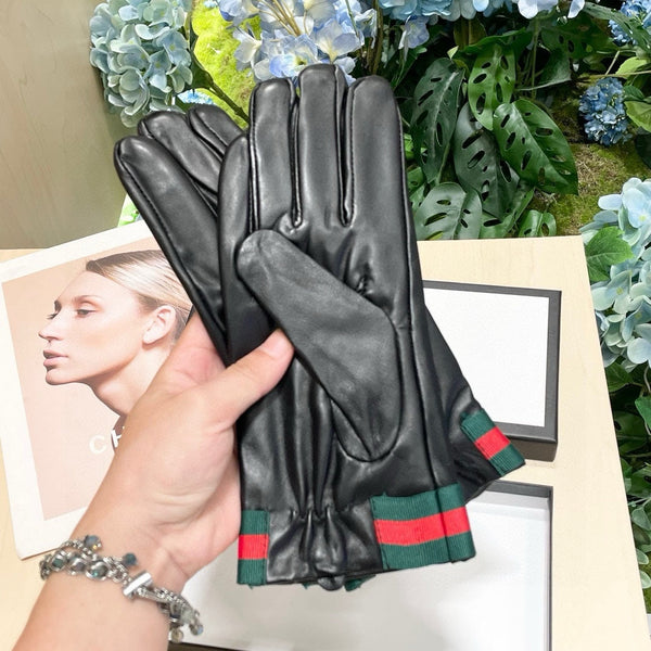 TOUCHSCREEN GLOVES WITH WEB IN BLACK SHEEPSKIN 464982