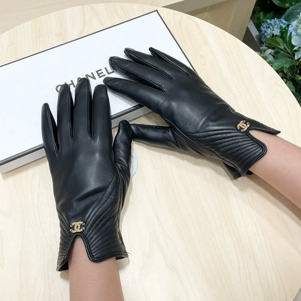 GLOVES IN BLACK LAMBSKIN 464985