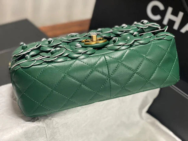 CC 2026 Camellia Flap Bag 25cm Lambskin 372255