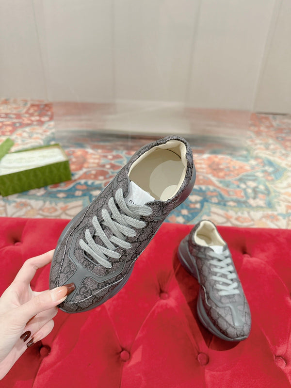 GG RHYTON TRAINER IN PELLE DI VITELLO GRIGIA