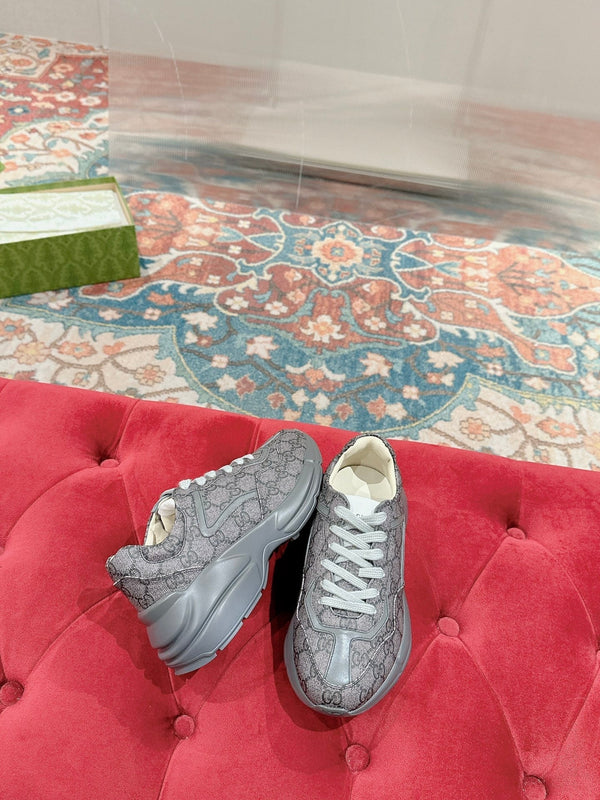 GG RHYTON TRAINER IN PELLE DI VITELLO GRIGIA