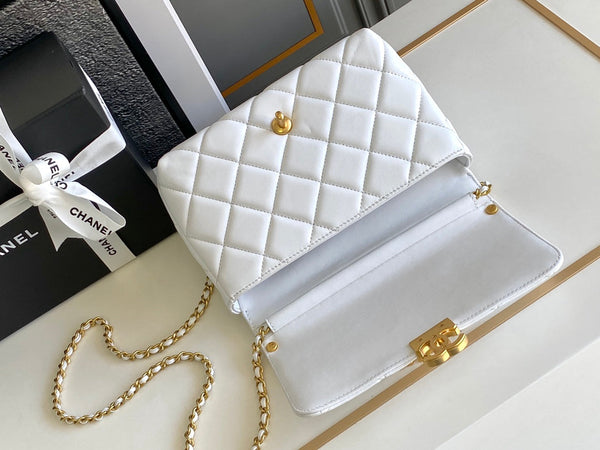 BORSA CC MEDIUM 22 FLAP IN PELLE DI AGNELLO BIANCA CON FERRAMENTA ORO