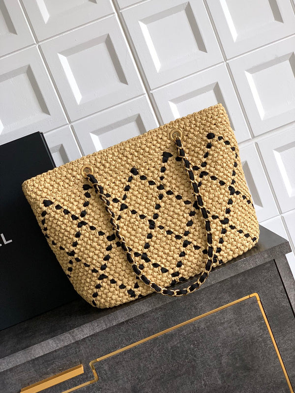 CC Logo Shopper Bag With Chain 23cm Beige Black Raffia GHW