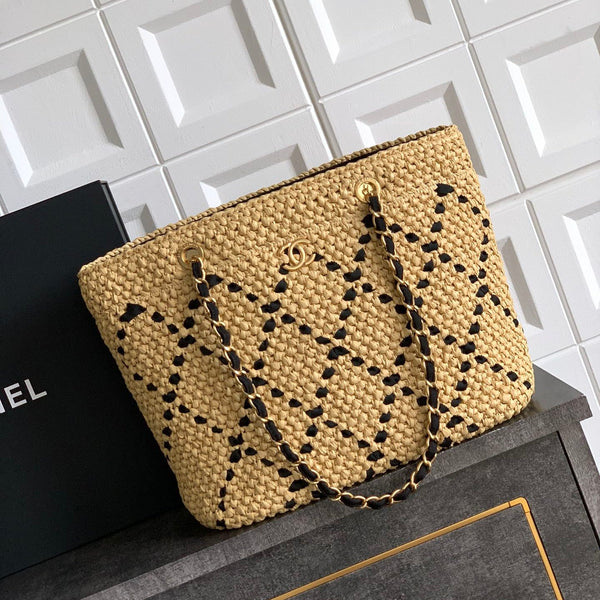 CC Logo Shopper Bag With Chain 23cm Beige Black Raffia GHW