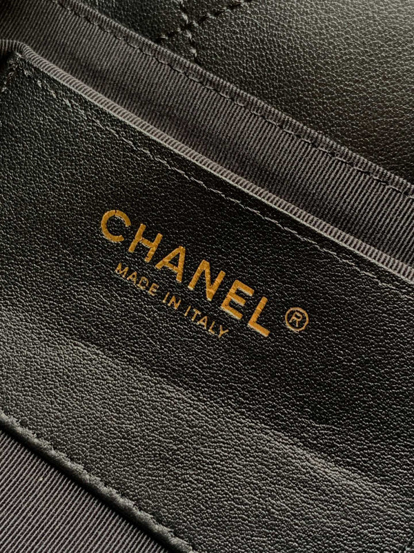 Chanel 26C Hobo Bag Black Cowhide GHW