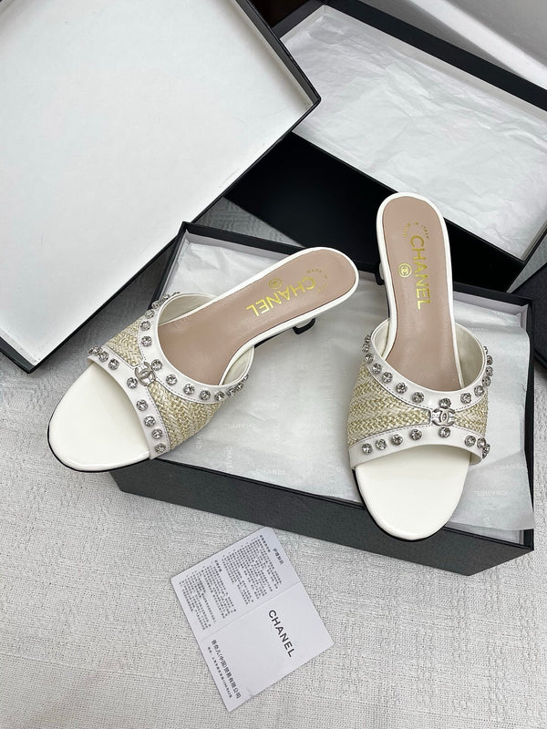 CC 25SS Slippers 5cm Light Yellow Raffia White Patent Calfskin 338301