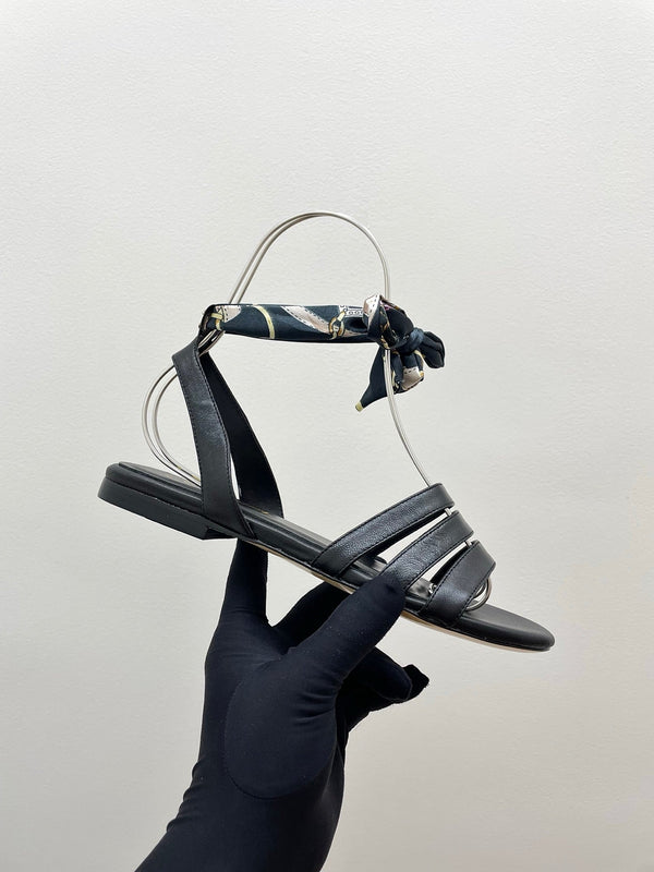 CC 25SS Sandals Three Straps Black Calfskin 338325
