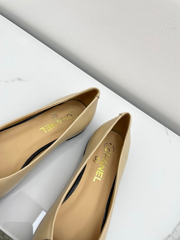 CC Logo Bow with Camellia Ballerina Flats Black Beige Cowhide Sheepskin 427020