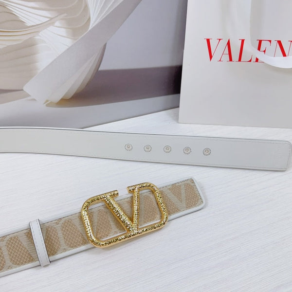 Ceinture Valenti Toilde Iconographe 40 mm veau blanc beige boucle effet martelé doré
