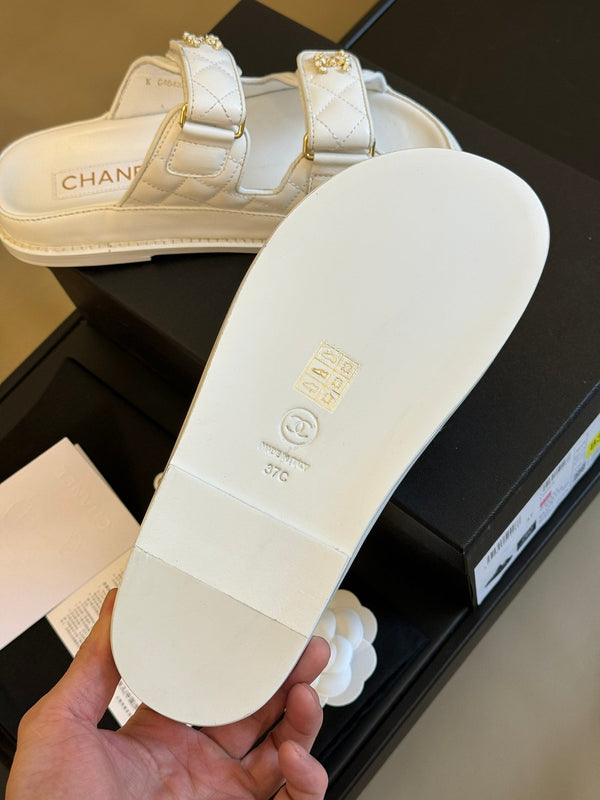 dad sandal white quilted lambskin