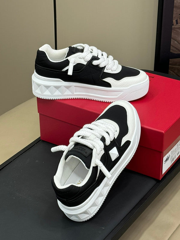 Baskets VT 2025 Noir Blanc Cuir de vachette 548580