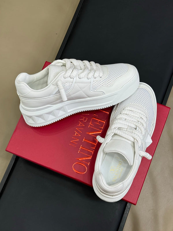VT 2025 Sneakers White Frabic Cowhide 548577