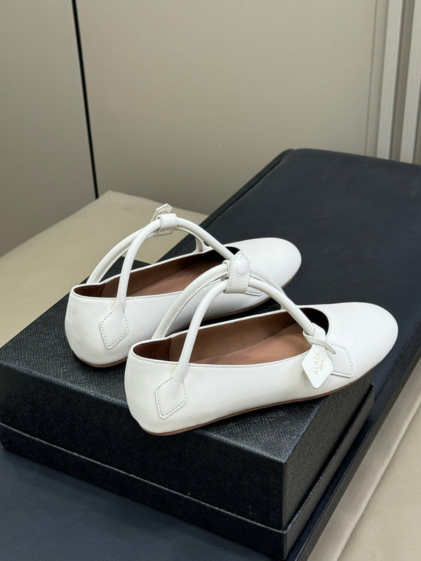 ALAIA Le Teckel Ballet Flats White Sheepskin 468730