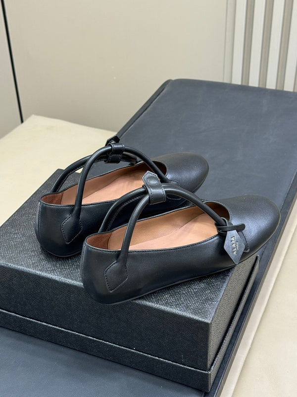 ALAIA Le Teckel Ballet Flats Black Sheepskin 468731
