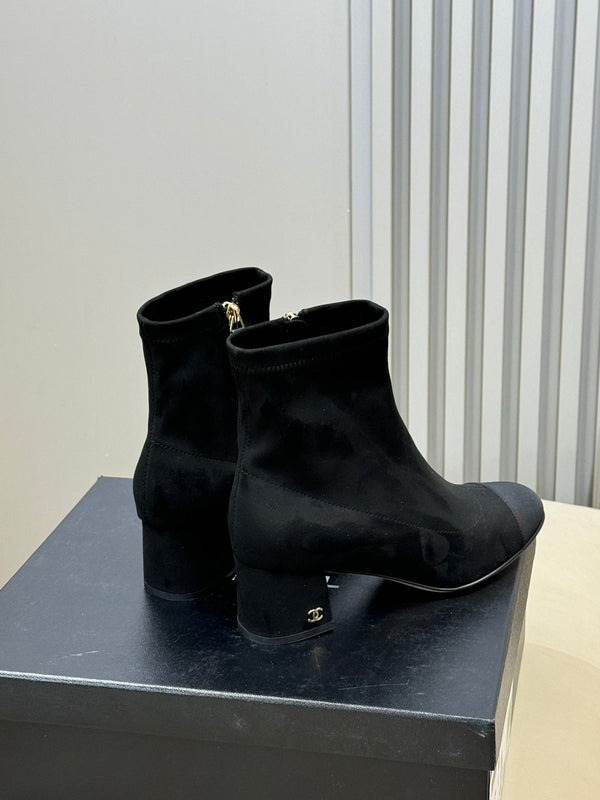 CC 26FW Bottine noire en daim et tissu 623146