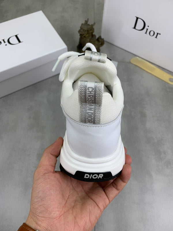 CD B24 SNEAKER BEIGE AND WHITE FABRIC