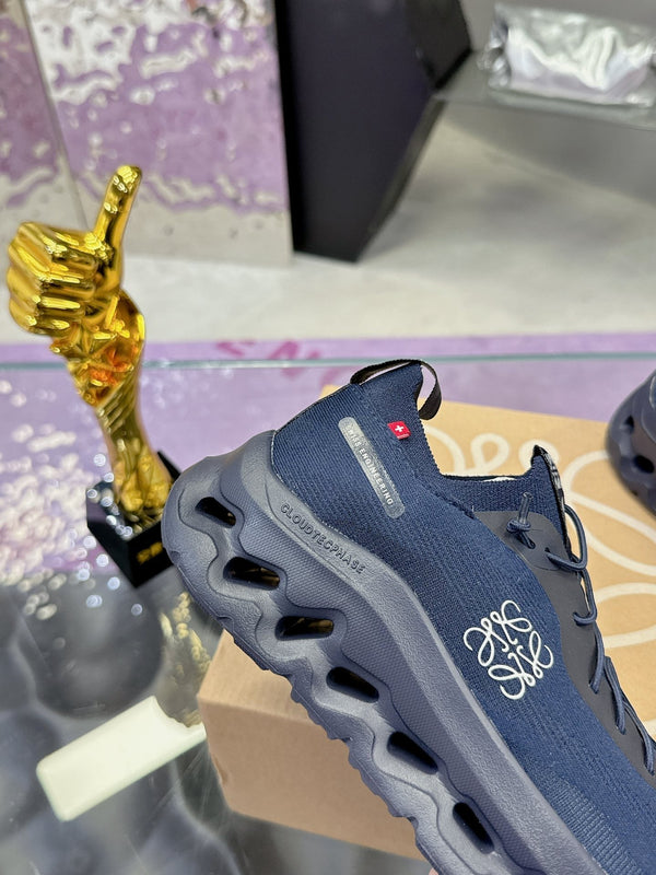 Sneaker Loewe x On Cloudtilt in pelle di vitello blu navy