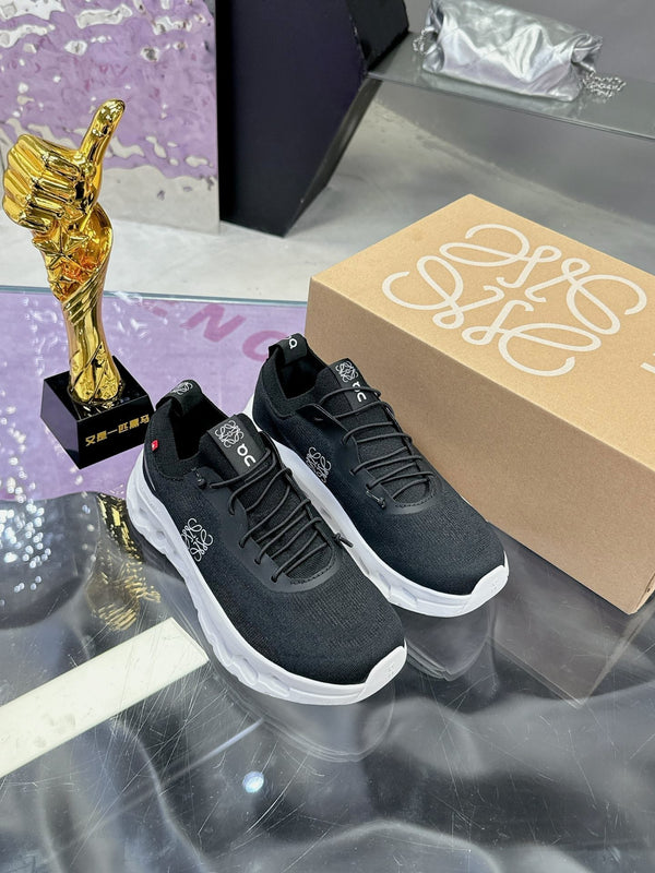 Sneaker Loewe x On Cloudtilt in pelle di vitello nera e bianca