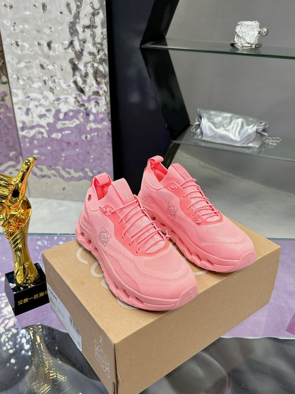 Sneaker Loewe x On Cloudtilt in pelle di vitello rosa