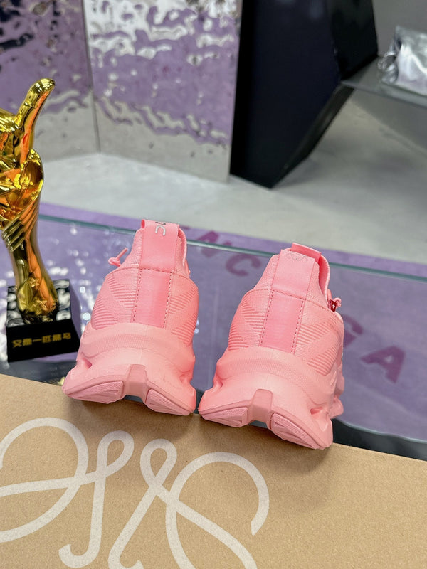 Sneaker Loewe x On Cloudtilt in pelle di vitello rosa