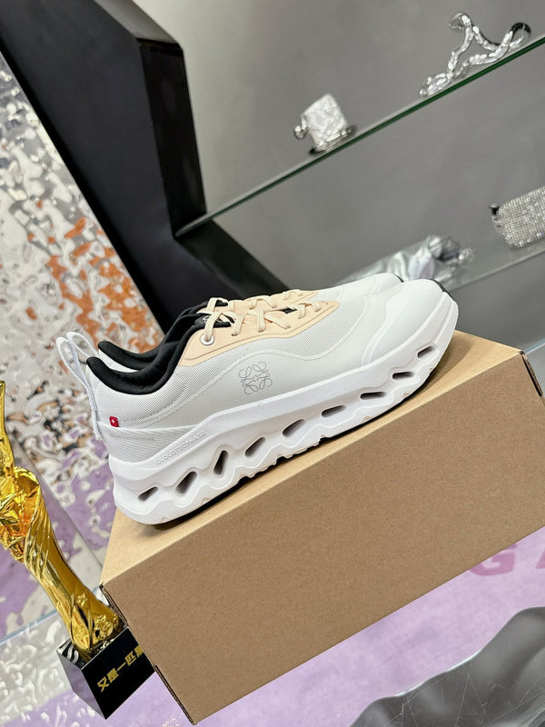 Loewe x Running Cloudtilt2.0 Sneaker in pelle di vitello bianca 217643
