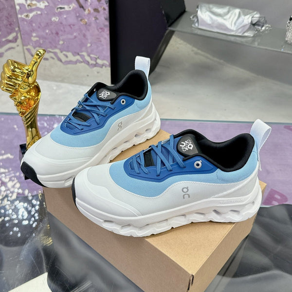 Sneaker Loewe x Running Cloudtilt2.0 in pelle di vitello bianca e blu