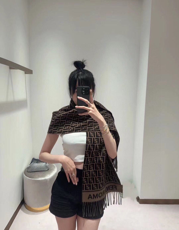 Sciarpa Roma 190 FF in misto lana nera e cashmere marrone