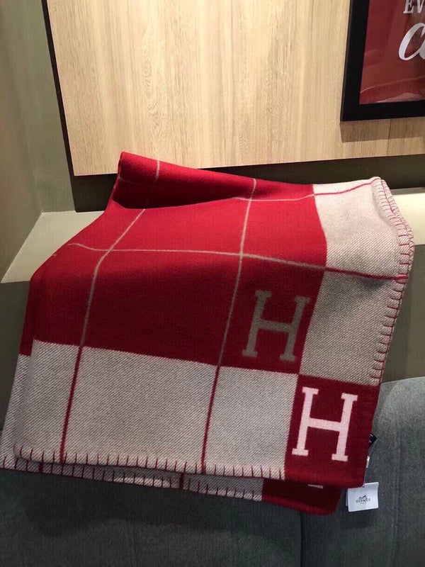HM Blanket Red White Wool Cashmere