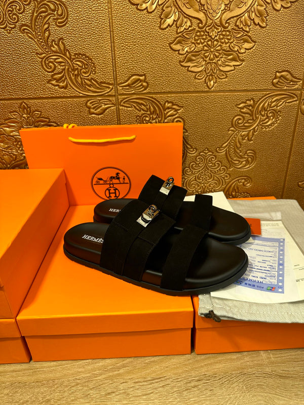 HM JACKSON SANDAL BLACK SUEDE