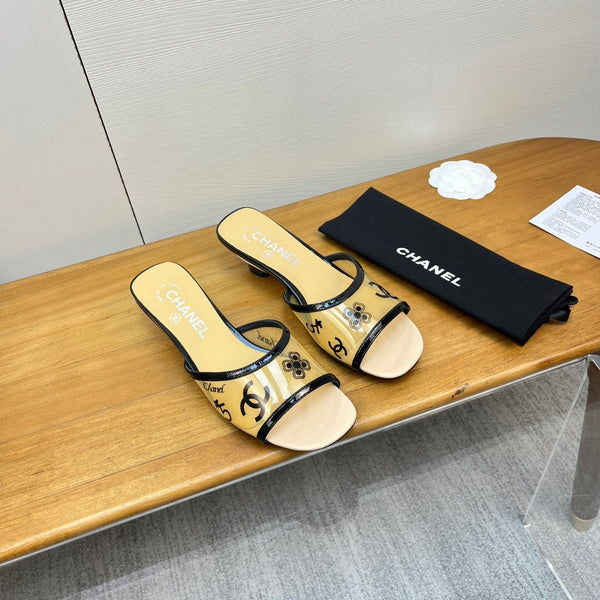 sandalo mulo 45 beige nero pcv e vitello