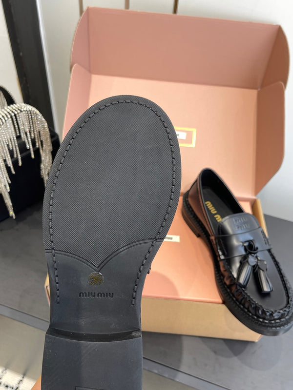 Miu Tassel Loafers Black Polished Leather 490950