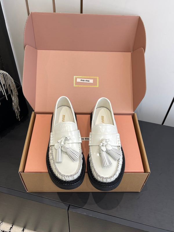 Miu Tassel Loafers White Polished Leather 490951