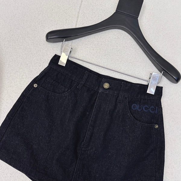 Gucci 25 Denim Short Dark Blue Cotton 596440
