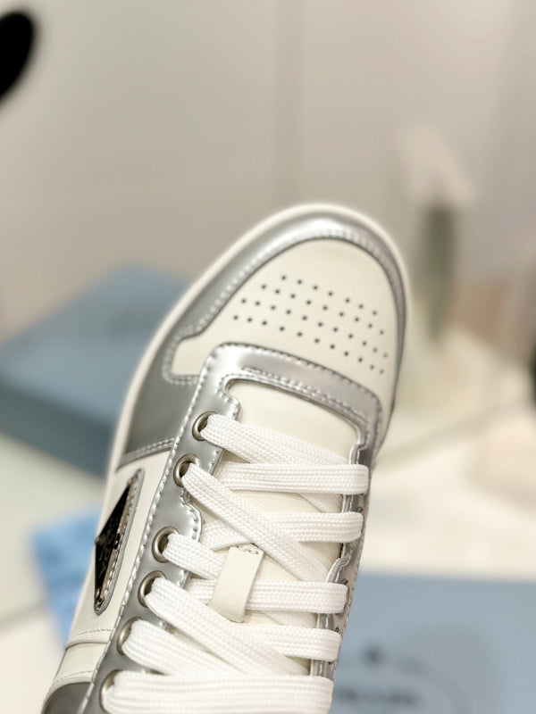 SNEAKERS PRA DOWNTOWN NAPPA IN VITELLO BIANCO E ARGENTO