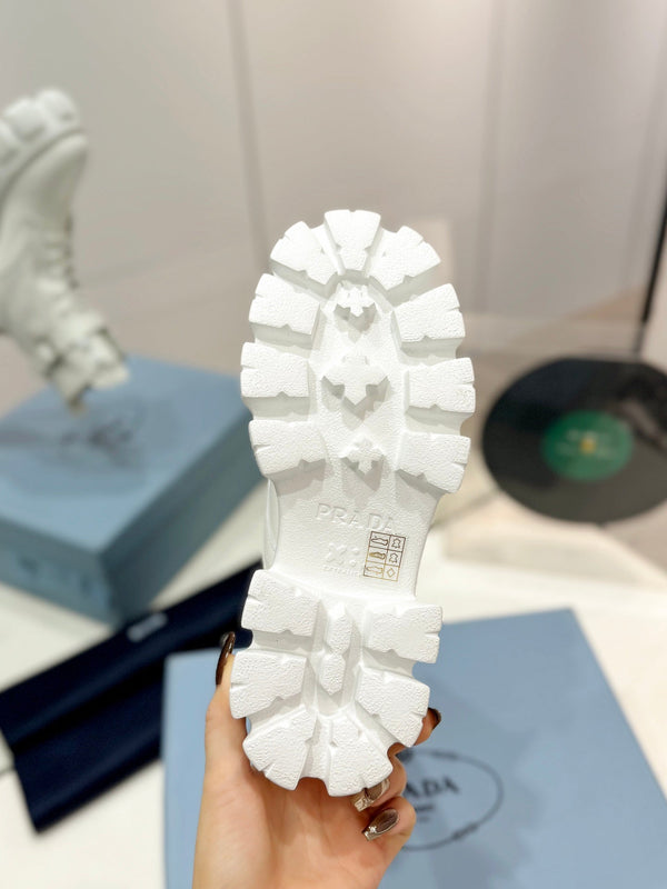 STIVALI PRA MONOLITH SPAZZOLATI E RE-NYLON CON MARSUPIO IN PELLE DI VITELLO BIANCA
