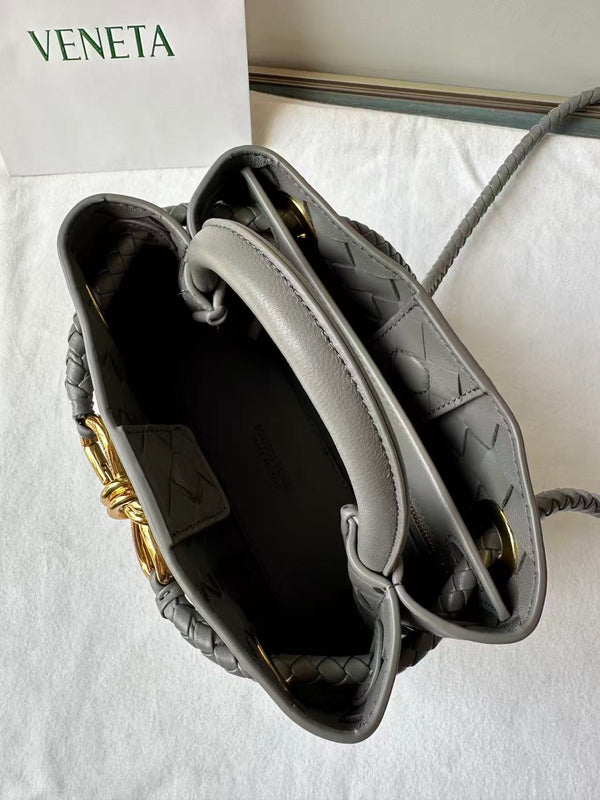 BV Small Andiamo Bag 20cm Grey Intrecciato Leather 291448