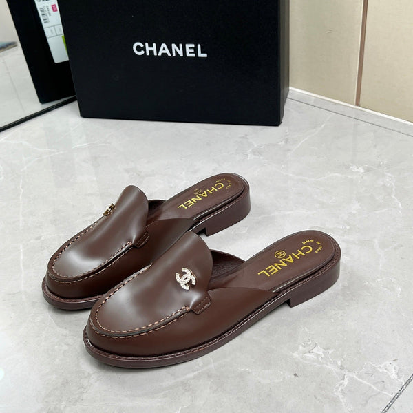 CC 25C Mule in pelle di vitello color cioccolato