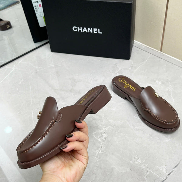 CC 25C Mule in pelle di vitello color cioccolato