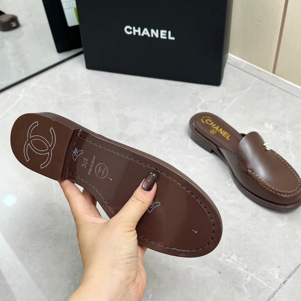 CC 25C Mule in pelle di vitello color cioccolato