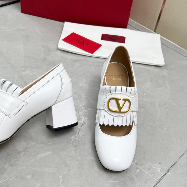 Mocassino con tacco VT 25 Signature in pelle di vitello avorio 293940