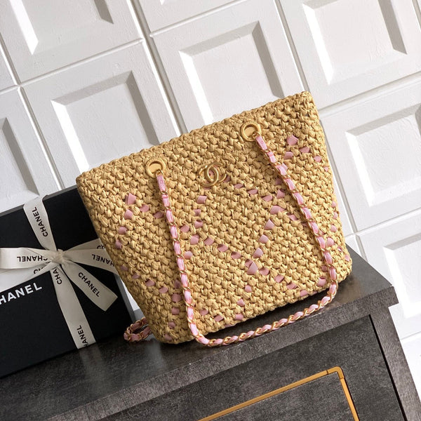 CC Logo Shopper Bag With Chain 23cm Beige Pink Raffia GHW