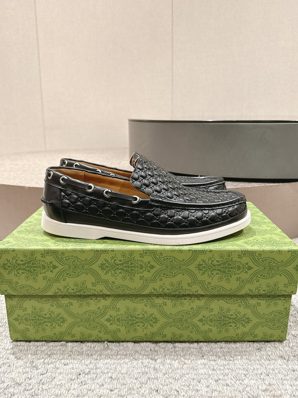 Mocassino GG da uomo 25 in pelle di vitello nera 592175
