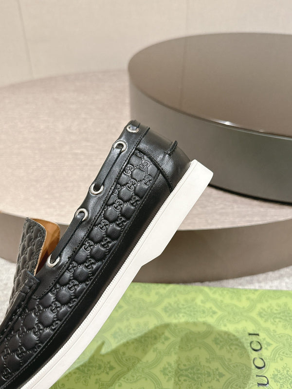 Mocassino GG da uomo 25 in pelle di vitello nera 592175