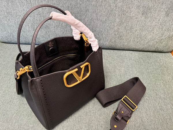 VALENTINO small handbag black calfskin 538531