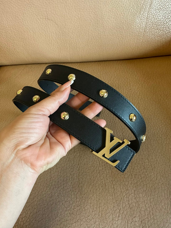 LV INITIALES STUDS 30 MM REVERSIBLE BELT IN BLACK CALFSKIN GOLD HARDWARE