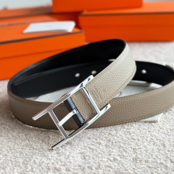 Cintura reversibile HM Silver Quentin da 32 mm in pelle nera beige 188085